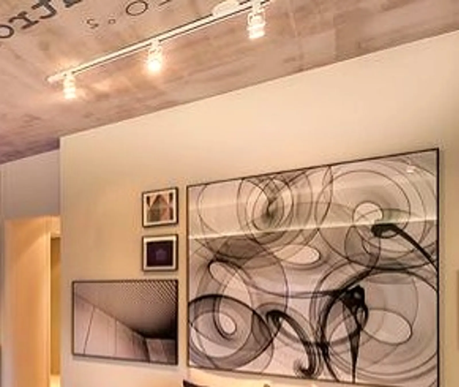 Spot para Trilho com Soquete GU10 para Lâmpada Dicróica LED